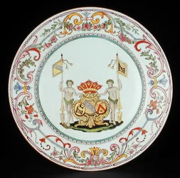 Middagstallrik dekorerad i famille roséemaljer med armarna på Goos av Ghyseghem, acolleees med Vecquemans och Goubau, Yonzheng-perioden (1725-35) c.1730 (porslin)