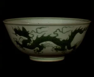 Ming grön drakskål, Hong-hsi period, ca 1425-35 (porslin)