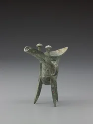 Rituellt dryckeskärl (brons)
