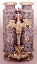 Vas, tidig Mingdynastin (cloisonne emalj på förgylld koppar)