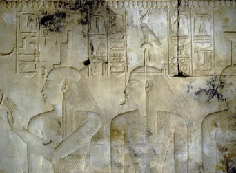 ABYDOS: Seti (Sethi) I:s tempel, gudinnorna som åtföljde faraon.