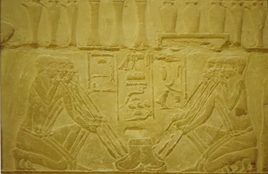 Forntida Egypten, Väggristning, Juvelerare smälter guld, Merereuka Mastaba/Tomb, 6:e dyn, Saqqara, Egypten (foto)