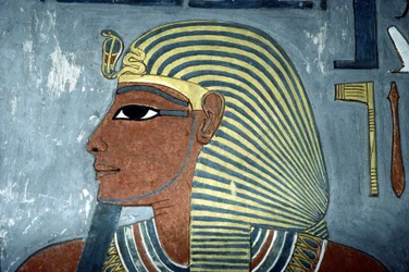 Luxor, Thebe: Konungarnas dal. Horemhebs grav, egyptisk farao från den 19:e dynastin.