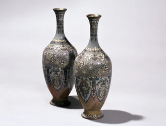 Två cloisonne vaser