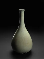 Celadon-flaska, sent 1000-tidigt 1100-tal (stengods med celadonglasyr)