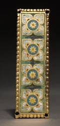 Plack, troligen från en relikvieskrin, ca 1200-1250 (förgylld koppar; champlevéemalj)