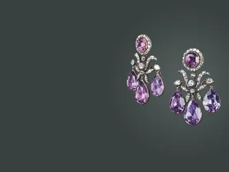 Historiskt par öronhängen, ca 1760 (ametist, diamanter, silver och guld)