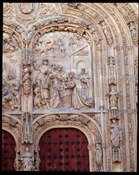 Nativity detalj av gotisk plateresque fasad