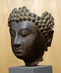 Buddhas huvud tittar ner, Lan Na Culture (brons)
