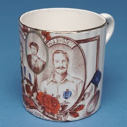 England v. Skottland souvenirmugg (keramik)