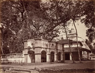 Buddhistiskt tempel, koloni