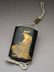 Inro föreställande kurtisan Morokoshi från Echizen-ya som skriver ett brev, 1800-talet