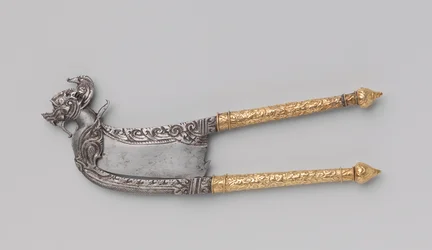 Betelnötsskärare, ca 1690-1720 (järn och guld)
