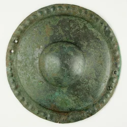 Sköldboss, 800-600 f.Kr. (brons)
