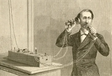 En tidig telefon. Från El Museo Popular publicerade Madrid