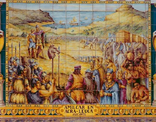 Kakel som visar landstigningen av Hamilcar och hans son Hannibal vid Akra Leuce under det första puniska kriget (264-241 f.Kr.) (keramik)