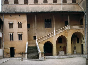 Utsikt över hertigpalatset Francois Borgia, hertig av Gandia (1510-1572). Gandia, Spanien (foto)