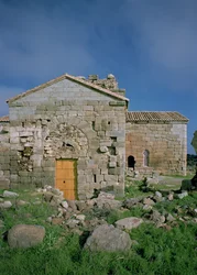 Vy över västra fasaden, byggd c.862-930