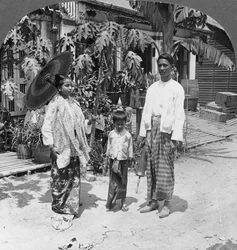 Burmesisk familj, Rangoon, Burma, 1908