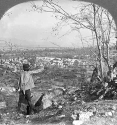 Översikt över de 450 pagoderna från Mandalay Hill, Burma, 1908