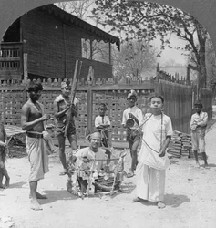 Scen under en festival, Burma, 1908
