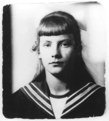 Greta Garbo som tonåring (s/v foto)