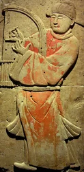 Stele föreställande en musiker (terrakotta)
