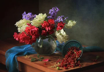 Eleganta rosor och bär
