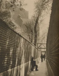 I Lansdowne Passage, Where A Highwayman Once Galopped For His Life, c1935.