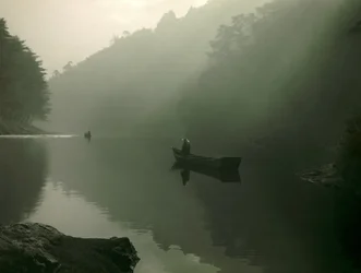 Japansk fiskare i Arashiyama, väster om Kyoto, ca 1900 - 1915 (fotografi)