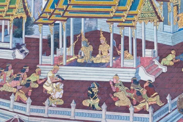Väggmålning som visar scener från Ramayana vid Wat Phra Kaeo, Royal Grand Palace, Bangkok, Thailand
