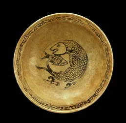 Stengodsfat med fiskmotiv, Sukhothai-period (stengods)