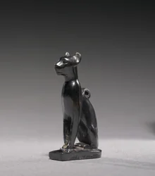 Amulett av Bastet, ca 1069-715 f.Kr. (hematit)