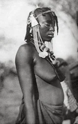 Arabisk kvinna i södra Sudan, Abu Matarik till Halfa, Sudan, 1925 1927.