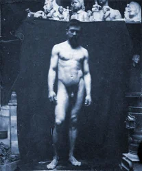 Nakenporträtt av Samuel Murray i Eakins studio, 1890 (cyanotyp)