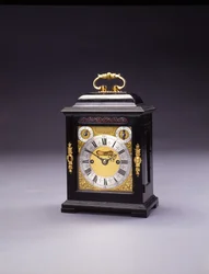 William och Mary slående klocka i miniatyr, nr. 226, c.1690-95 (ebenholts och metall)