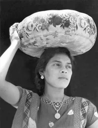 Kvinna i Tehuantepec, Mexiko, 1929