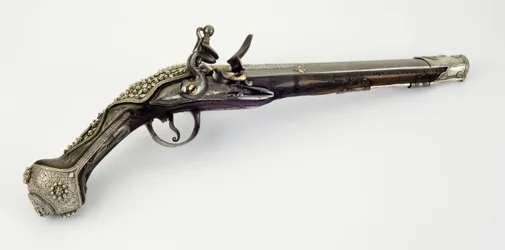 Flintlock Pistol (stål, trä, silver och guld)