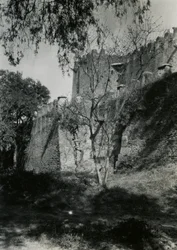 Yttervägg på kyrkan Our Lady Mary of Zion, Axum, Etiopien, fotografi av Ugo Monneret de Villard