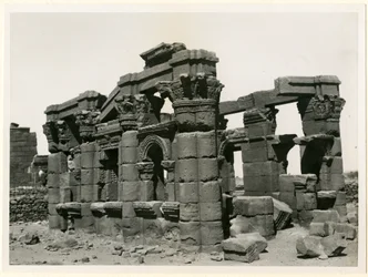 Romersk kiosk, Naqa, Sudan, fotografi av Ugo Monneret de Villard