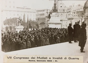 "VIII Kongress för lemlästade och krigsinvalider - Rom, januari 1933 - 11" (s/v foto)