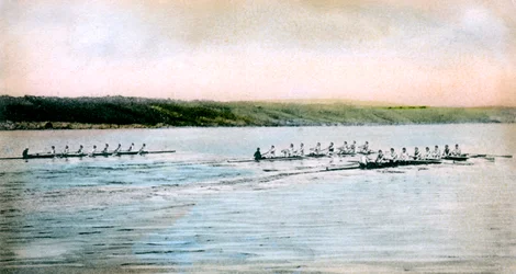 En provsnurr av Cornell Crews på Cayuga Lake, 1906