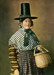 En walesisk kostym, c1904.