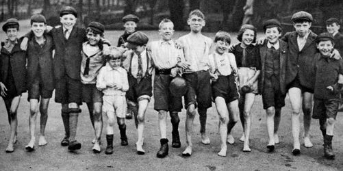 En grupp sommarpaddlare på väg mot Serpentine, London, 1926-1927