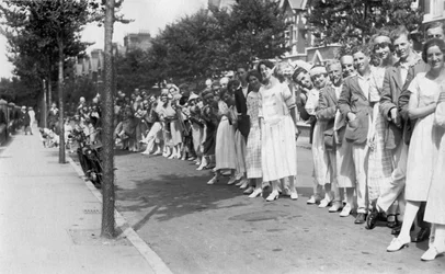 En rad människor, c1920-talet