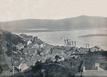 Aberdovey - Utsikt över staden och bukten, 1895