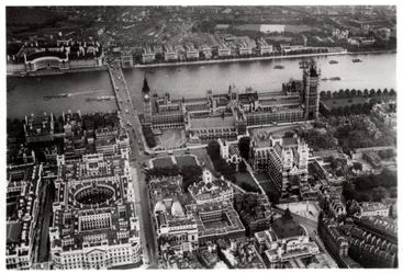 Flygfoto över Westminster, London, från en Zeppelin, 1931 1933