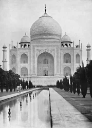 Agra. Taj Mahal nära utsikt, c1910.