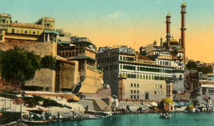 Alamgir-moskén och Ghat, Benares, c1910.