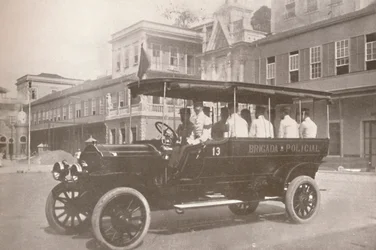 En bil från militärpolisstyrkan, 1914